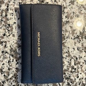 Michael Kors long wallet